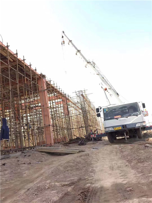 沅江市25 吨、50 吨吊车怎么选？多大重量 / 半径适合对应车型？