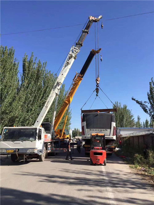 沅江市港口集装箱搬运案例